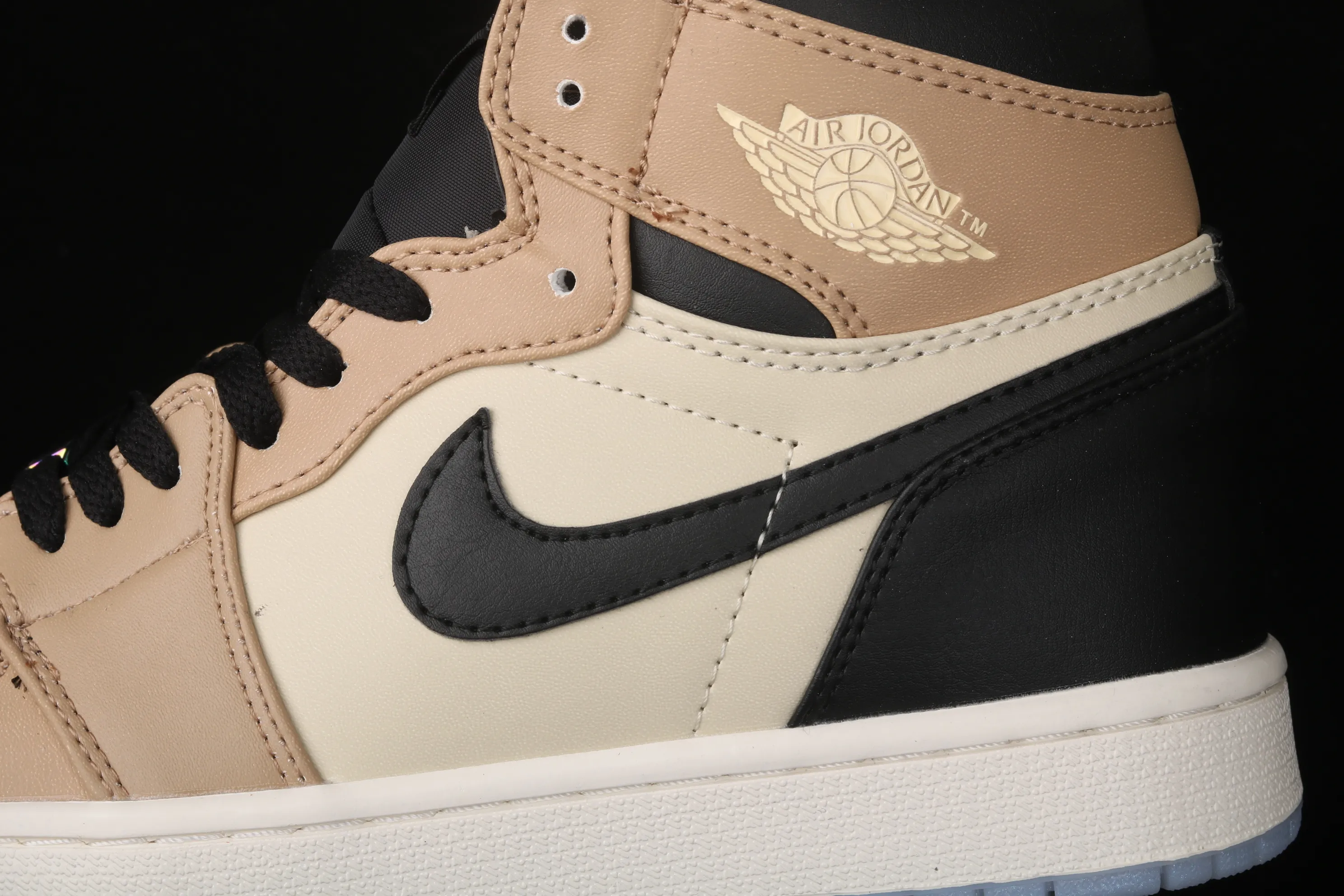 All categories Air Jordan Jordan series basketball shoes Air Jordan 1 High Air Jordan 1 High AJ1 Joe 1 Black Khaki Pearl Milk Tea Chameleon AH7389-003